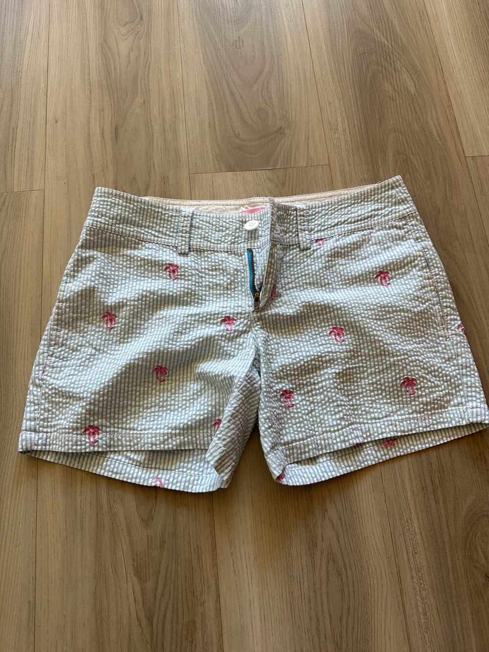 Lilly Pulitzer Callahan Shorts 2 Seersucker Blue White Pink Embroidered